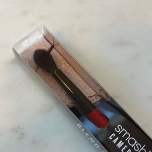 Smashbox Shadow Blending Brush